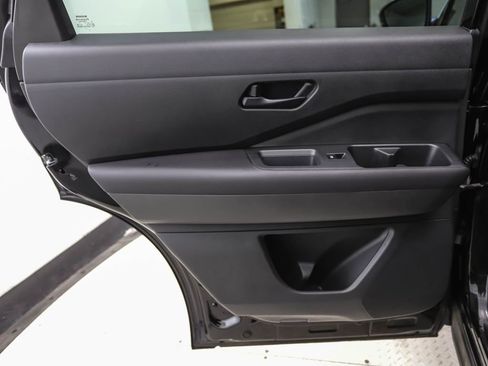 Used 2024 Nissan Pathfinder Rock Creek AWD/4WD image 19