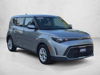 Used 2024 Kia Soul LX w/ Option Group 015 FWD video 3