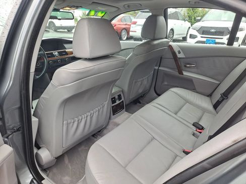 Used 2007 BMW 530xi Sedan AWD/4WD image 9