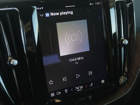 Used 2022 Volvo XC60 T8 Inscription Expression w/ Advanced Package image 18