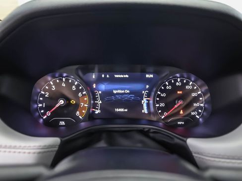 Used 2024 Jeep Compass Limited image 14