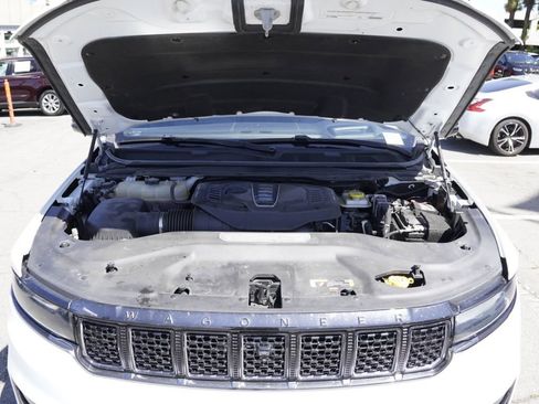 Used 2024 Jeep Grand Wagoneer L Series II w/ Quick Order Packagew 28T AWD/4WD image 26