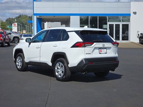 Certified 2024 Toyota RAV4 LE image 4