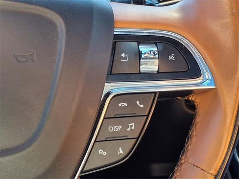 Certified 2022 Lincoln Nautilus Black Label image 15