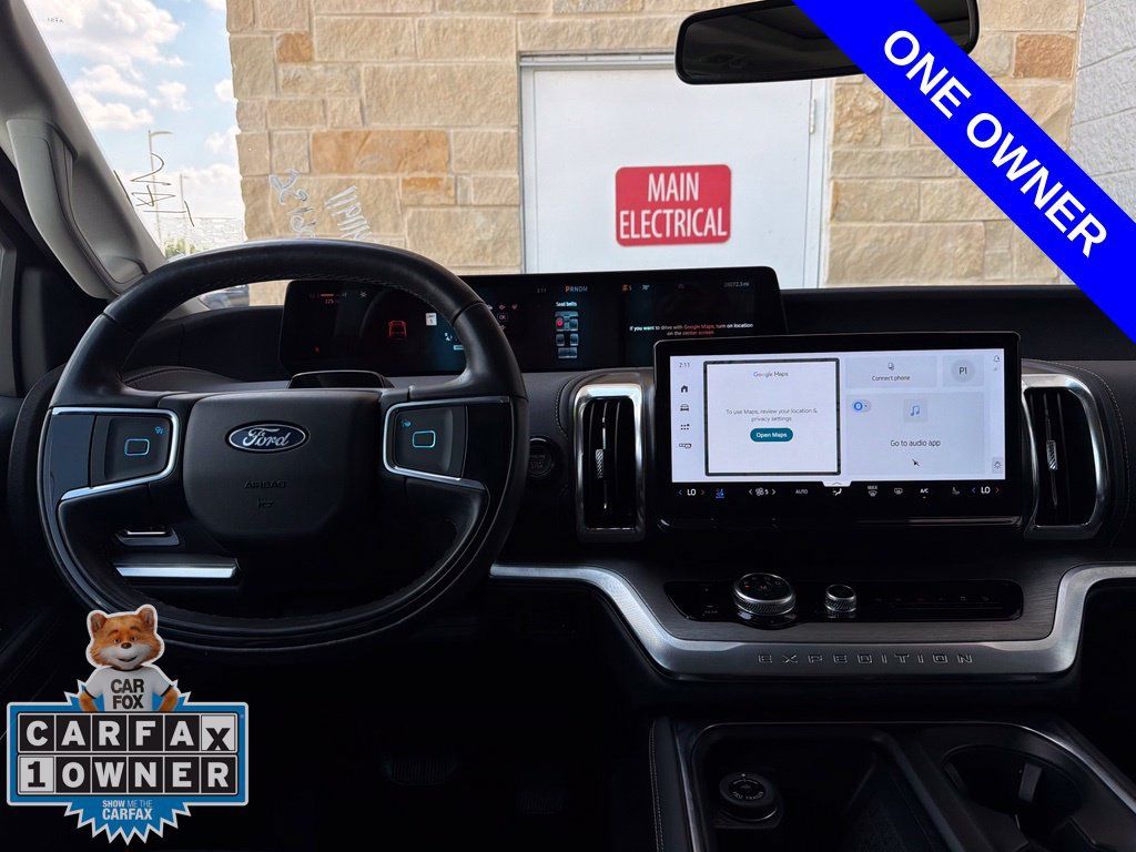 Used 2025 Ford Expedition Max Platinum AWD/4WD image 6