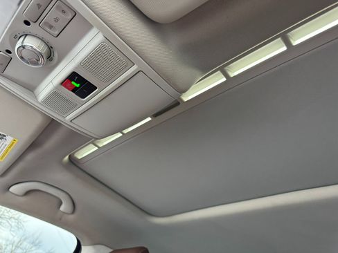 Used 2022 Volkswagen Passat 2.0T SE image 21