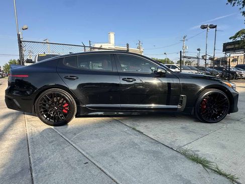 Used 2019 Kia Stinger GT2 AWD/4WD image 4