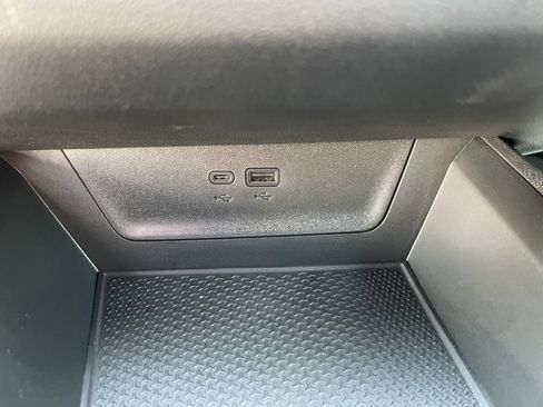 New 2026 Chevrolet Equinox LT w/ Convenience Package II image 17