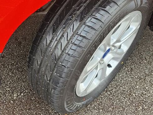 Used 2021 Ford EcoSport SE w/ SE Convenience Package image 22