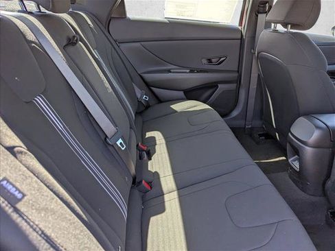 New 2026 Hyundai Elantra SEL Sport FWD image 28