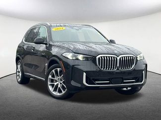 Used 2024 BMW X5 xDrive40i w/ Parking Assistance Package video 2