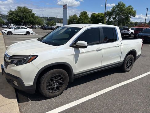 Used 2018 Honda Ridgeline RTL-T image 1