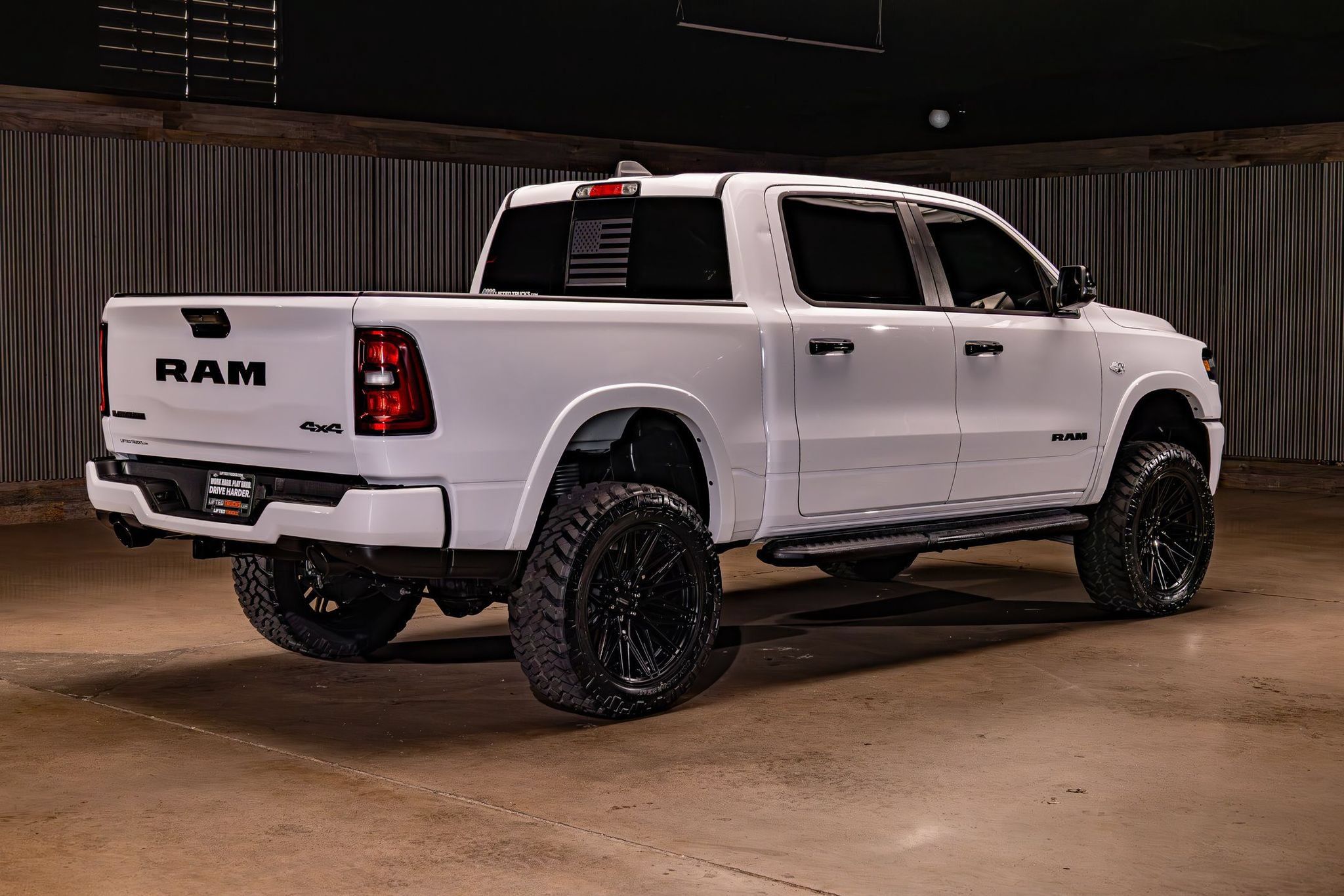 Used 2026 RAM 1500 Laramie w/ Night Edition AWD/4WD image 10