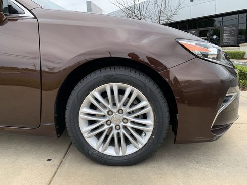 Used 2016 Lexus ES 350 w/ Premium Package w/Wood Trim FWD image 13