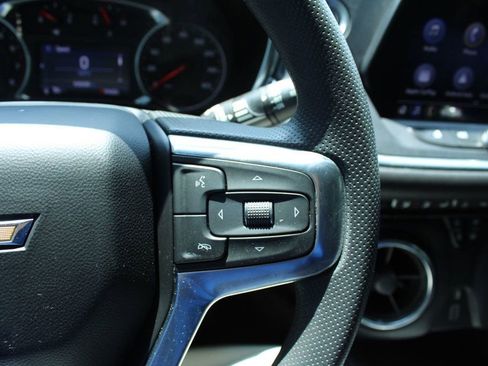 Used 2022 Chevrolet Blazer LT FWD image 31
