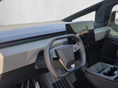 Used 2024 Tesla Cybertruck AWD Crew Cab image 13