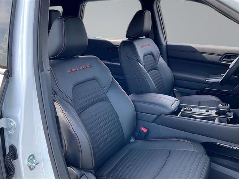 New 2026 Nissan Pathfinder Rock Creek AWD/4WD image 9