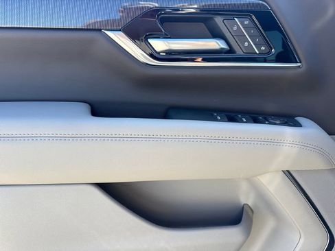 New 2026 GMC Yukon Elevation image 19