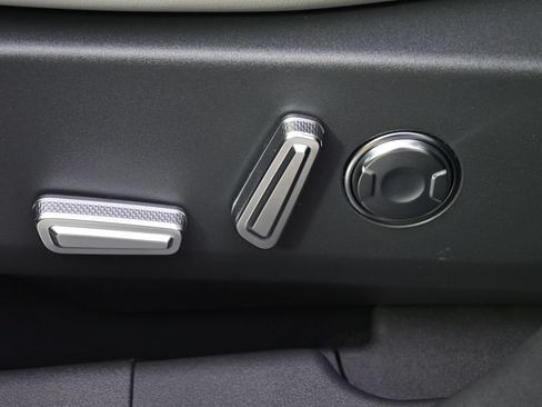 New 2026 Lincoln Nautilus Reserve AWD/4WD image 14