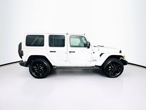 Used 2023 Jeep Wrangler Sahara w/ Cold Weather Group image 10