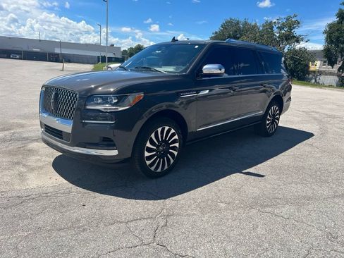 Used 2024 Lincoln Navigator L Black Label AWD/4WD image 8