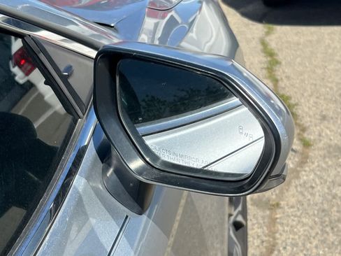 Used 2021 Toyota Camry SE w/ Convenience Package image 16