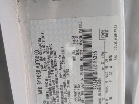 Used 2020 Ford Fusion SE FWD image 38