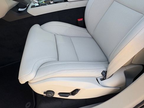 New 2026 Volvo XC90 B6 Ultra image 20