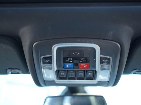 Used 2020 RAM 1500 Laramie w/ Sport Appearance Package AWD/4WD image 24