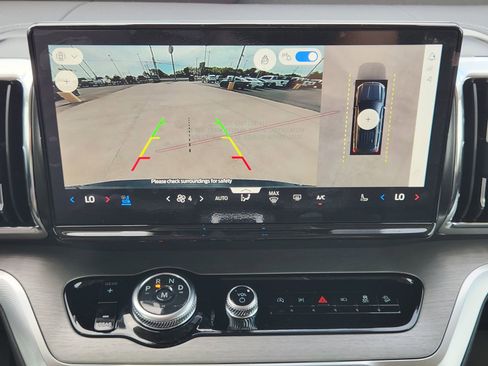 New 2026 Ford Expedition Platinum w/ Driver's Package AWD/4WD image 18