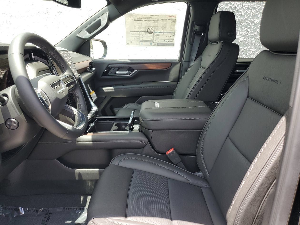 New 2026 GMC Yukon Denali RWD image 19