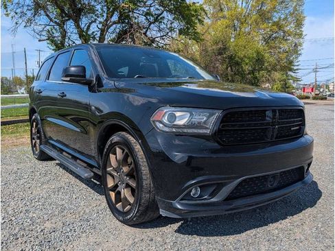 Used 2017 Dodge Durango R/T w/ Technology Group AWD/4WD image 3