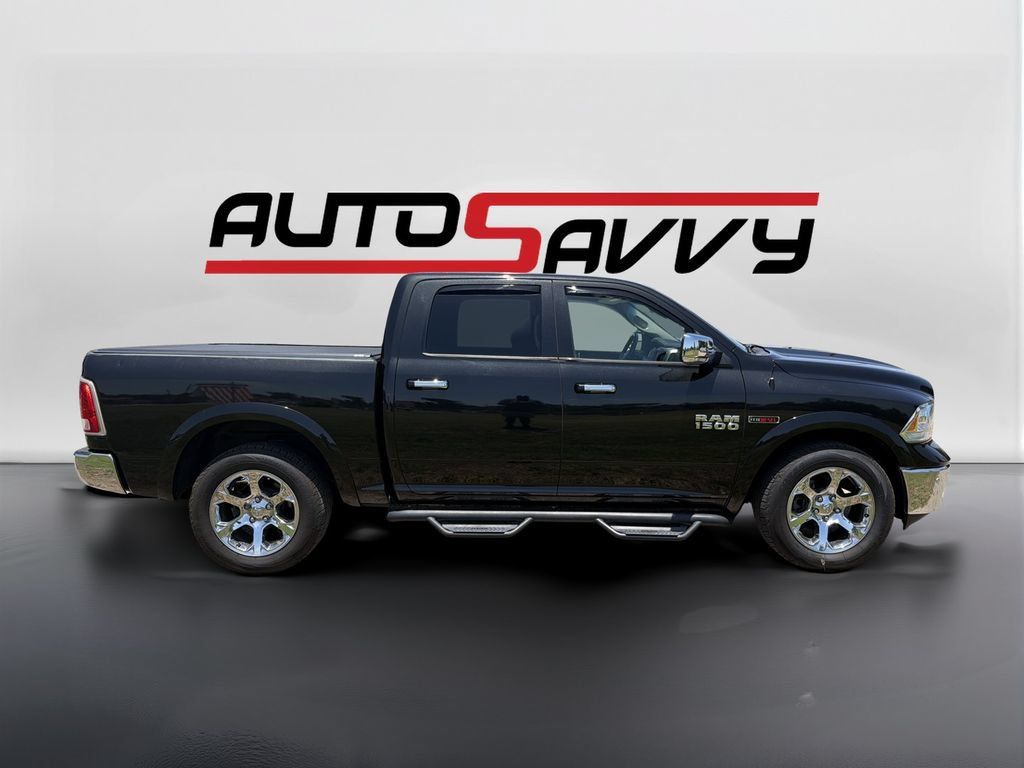 Used 2017 RAM 1500 Laramie w/ Convenience Group AWD/4WD image 4