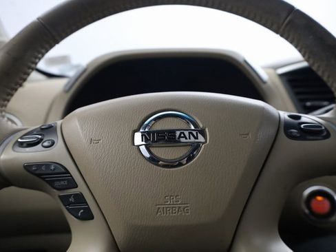 Used 2015 Nissan Pathfinder Platinum w/ Cargo Package image 15