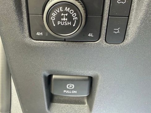 New 2026 Ford Expedition Tremor image 21