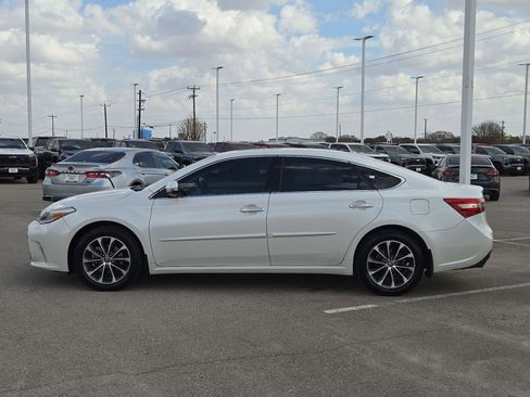 Used 2018 Toyota Avalon XLE Premium image 6