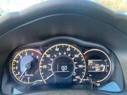 Used 2015 Nissan Versa Note SV image 14