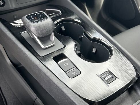 New 2025 Nissan Rogue SL w/ Tech Package image 26