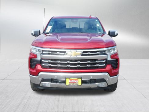 Used 2023 Chevrolet Silverado 1500 LTZ AWD/4WD image 2