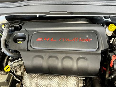 Used 2020 Jeep Renegade Altitude FWD image 20
