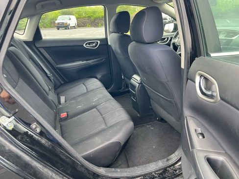 Used 2016 Nissan Sentra SV FWD image 10