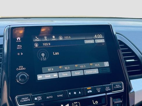 Used 2023 Honda Odyssey Sport image 14