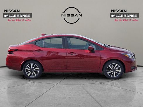 New 2025 Nissan Versa SV image 6