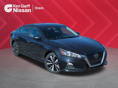 Used 2022 Nissan Altima 2.5 SV