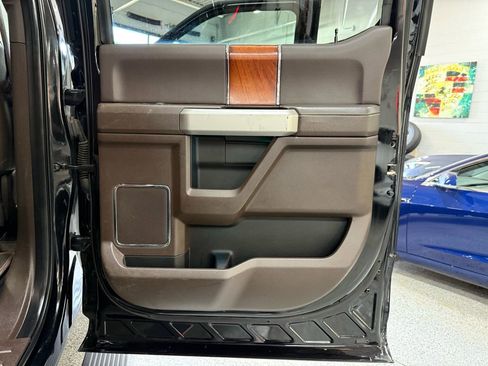 Used 2018 Ford F250 King Ranch w/ King Ranch Ultimate Package image 21