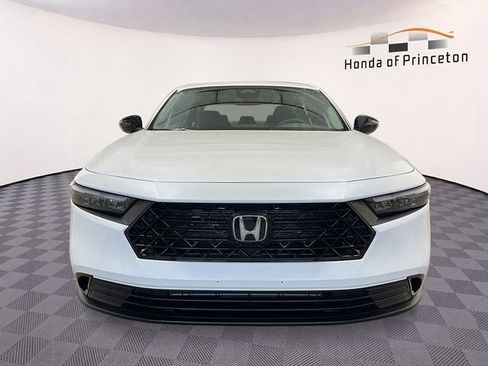 Used 2026 Honda Accord SE image 8