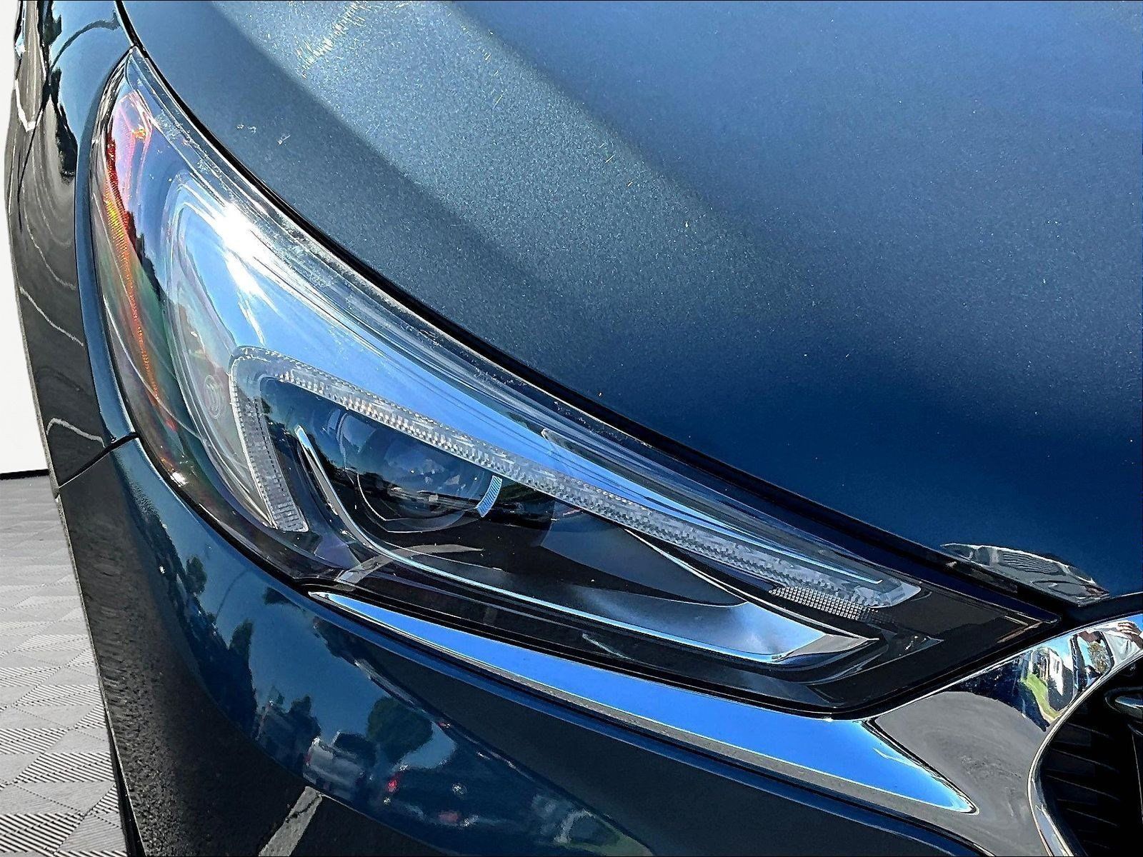Used 2018 Buick Enclave Premium w/ Experience Buick Package FWD image 33