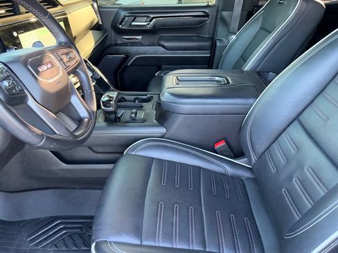 Used 2022 GMC Sierra 1500 AT4X AWD/4WD image 9