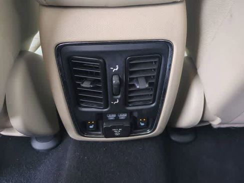 Used 2020 Jeep Grand Cherokee Limited w/ Luxury Group II image 39