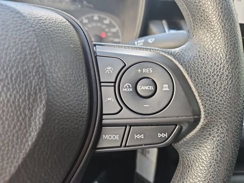 Used 2024 Toyota Corolla LE FWD image 29